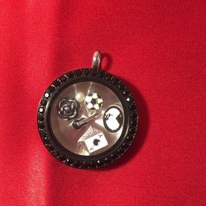 Origami Owl Twist living Locket with Black Face